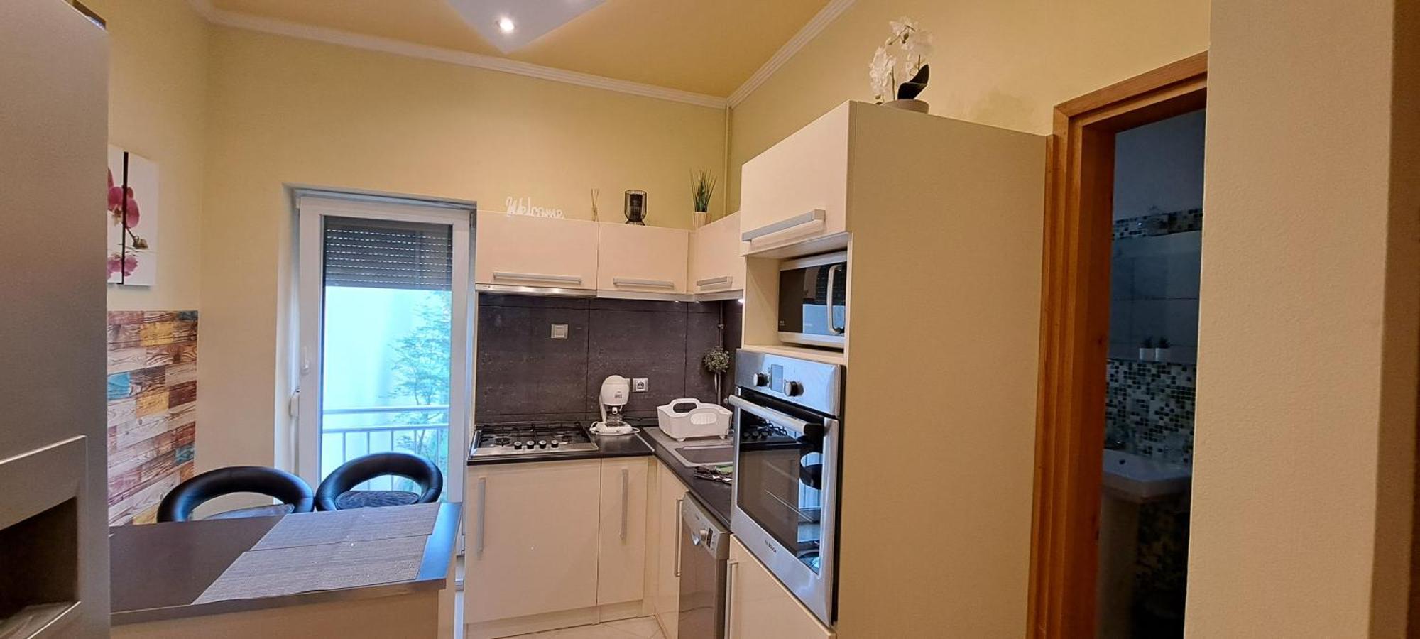 Szandi Belvarosi Apartman Сегед Экстерьер фото