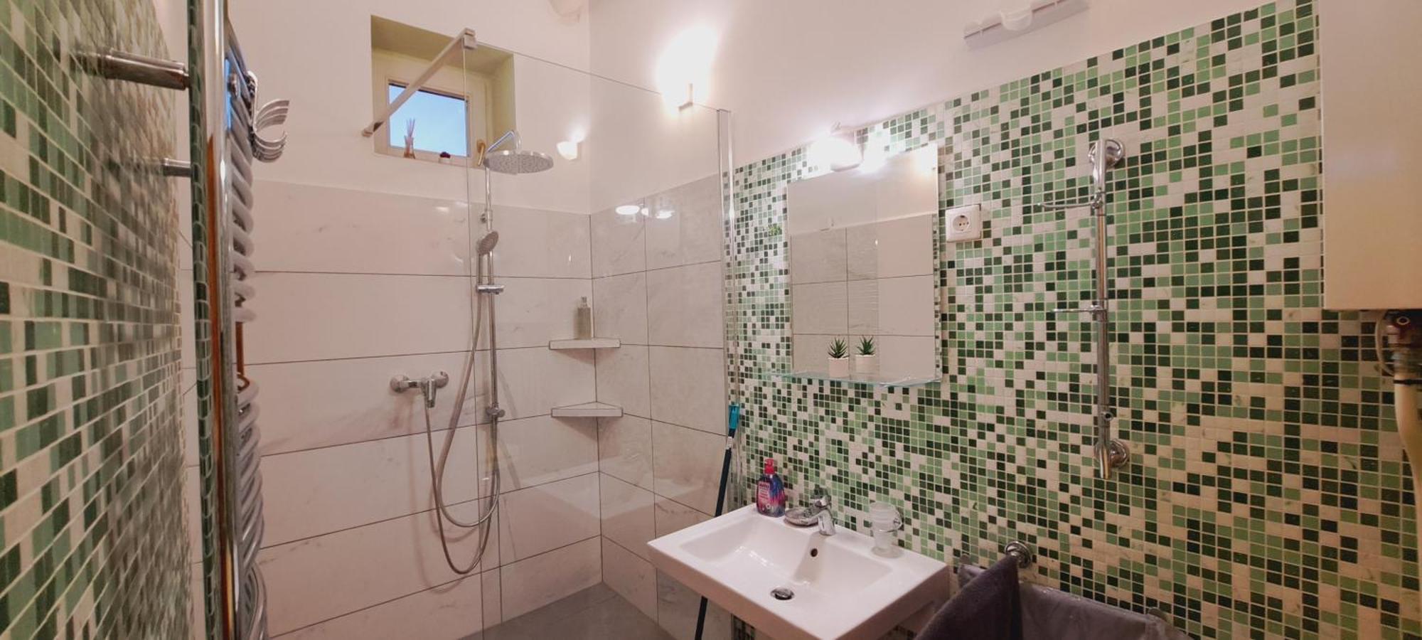Szandi Belvarosi Apartman Сегед Экстерьер фото