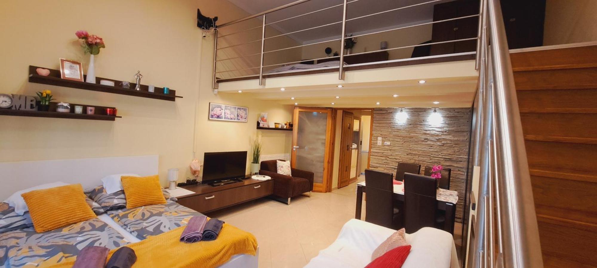Szandi Belvarosi Apartman Сегед Экстерьер фото