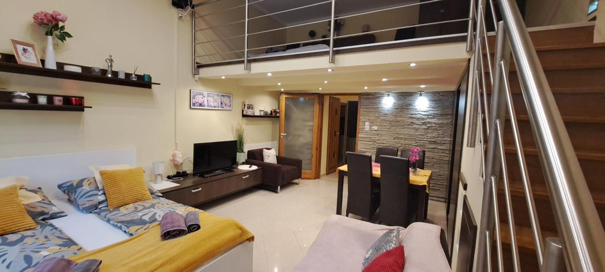 Szandi Belvarosi Apartman Сегед Экстерьер фото